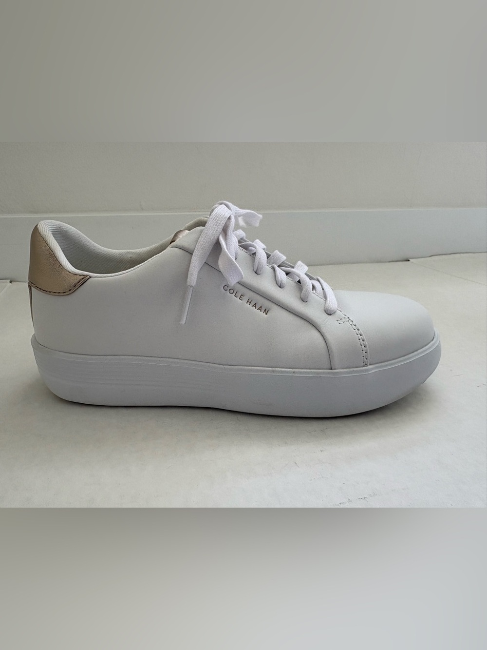 Cole Haan White Leather Platform Sneakers Grand Crosscourt Joy Sz 8B Classic